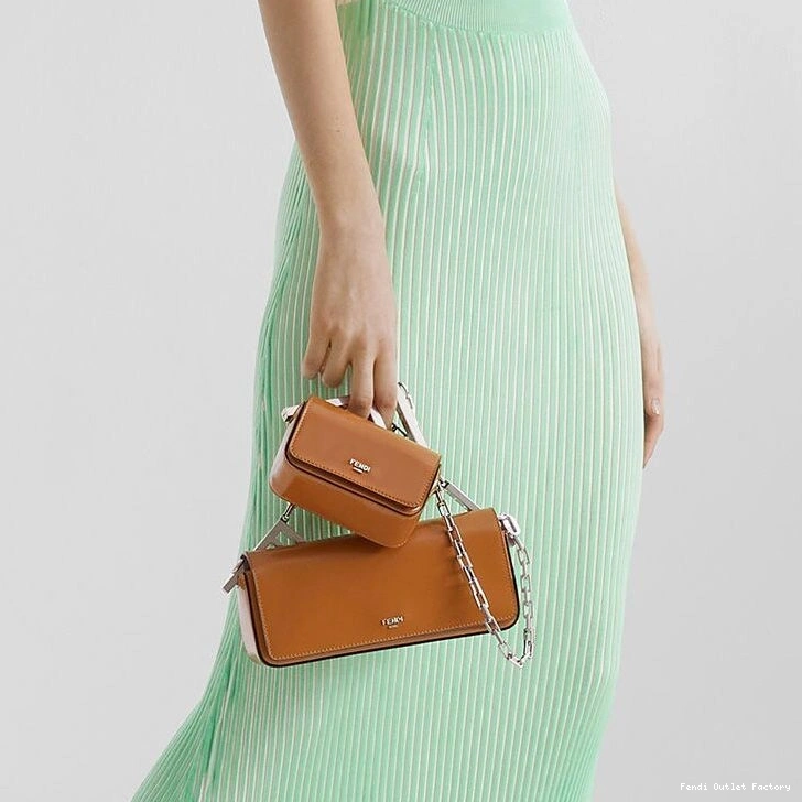 Vintage HOT Nano F Bag Calf Fendi Brown In Leather 0808